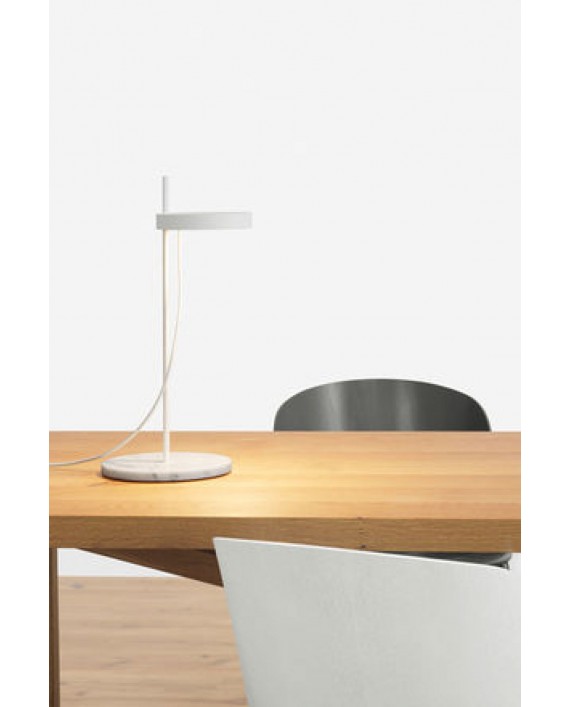 e15 Palo Table Lamp