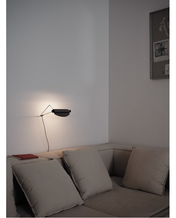 Santa & Cole Lamparaprima Table Lamp